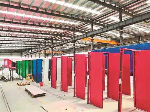 數(shù)讀重慶 大數(shù)據(jù)智能化賦能企業(yè)轉(zhuǎn)型升級(jí)，智能工廠引領(lǐng)產(chǎn)業(yè)變革新浪潮